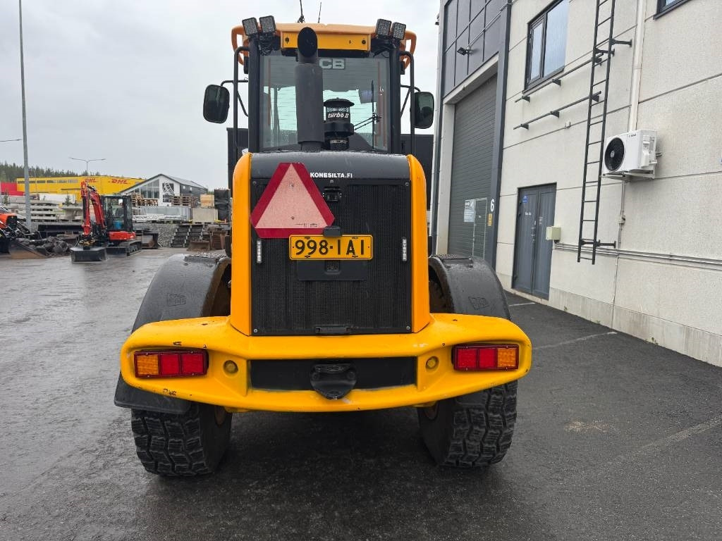 JCB 416 HT HYVÄT VARUSTEET - Utovarivač na kotačima: slika JCB 416 HT HYVÄT VARUSTEET - Utovarivač na kotačima JCB 416 HT HYVÄT VARUSTEET - Utovarivač na kotačima: slika JCB 416 HT HYVÄT VARUSTEET - Utovarivač na kotačima