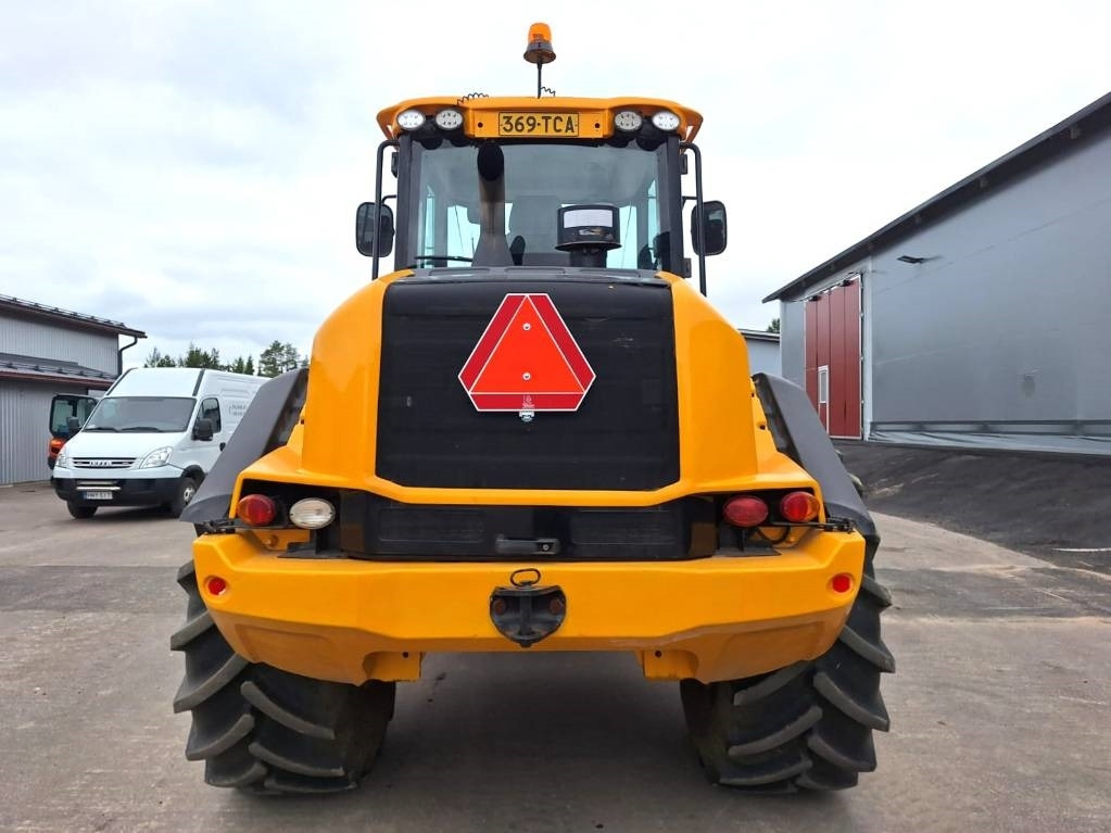 JCB 418S T4 AGRIMALLI - Utovarivač na kotačima: slika JCB 418S T4 AGRIMALLI - Utovarivač na kotačima JCB 418S T4 AGRIMALLI - Utovarivač na kotačima: slika JCB 418S T4 AGRIMALLI - Utovarivač na kotačima