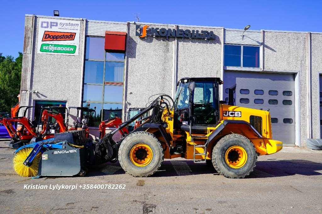 JCB 437HT  - Utovarivač na kotačima: slika JCB 437HT  - Utovarivač na kotačima JCB 437HT  - Utovarivač na kotačima: slika JCB 437HT  - Utovarivač na kotačima