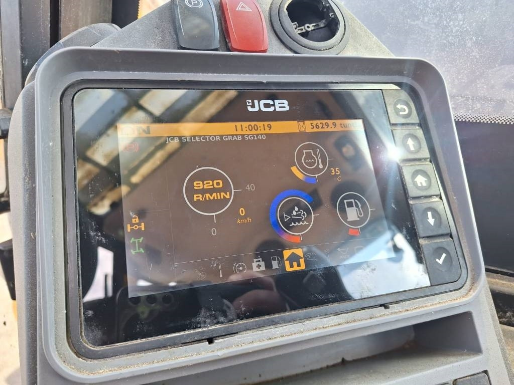 Bager na kotačima JCB HD110WT 4F -HYDRADIG_: slika Bager na kotačima JCB HD110WT 4F -HYDRADIG_