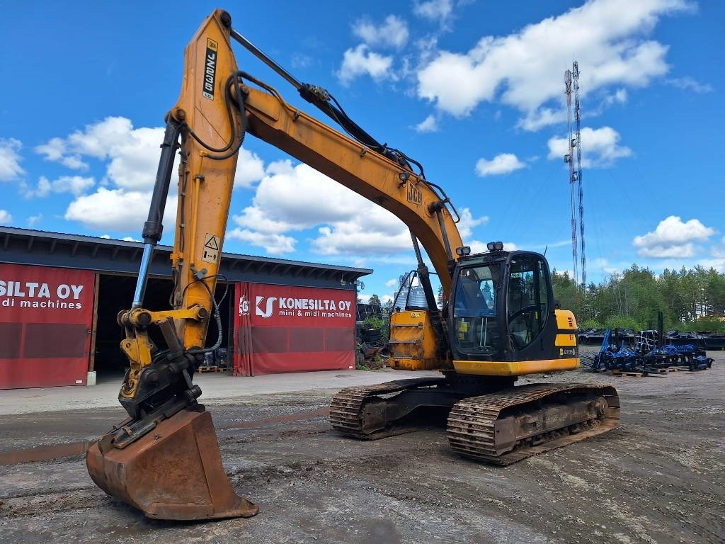 JCB JZ235LC KALLISTAJALLA - Bager gusjeničar: slika JCB JZ235LC KALLISTAJALLA - Bager gusjeničar JCB JZ235LC KALLISTAJALLA - Bager gusjeničar: slika JCB JZ235LC KALLISTAJALLA - Bager gusjeničar