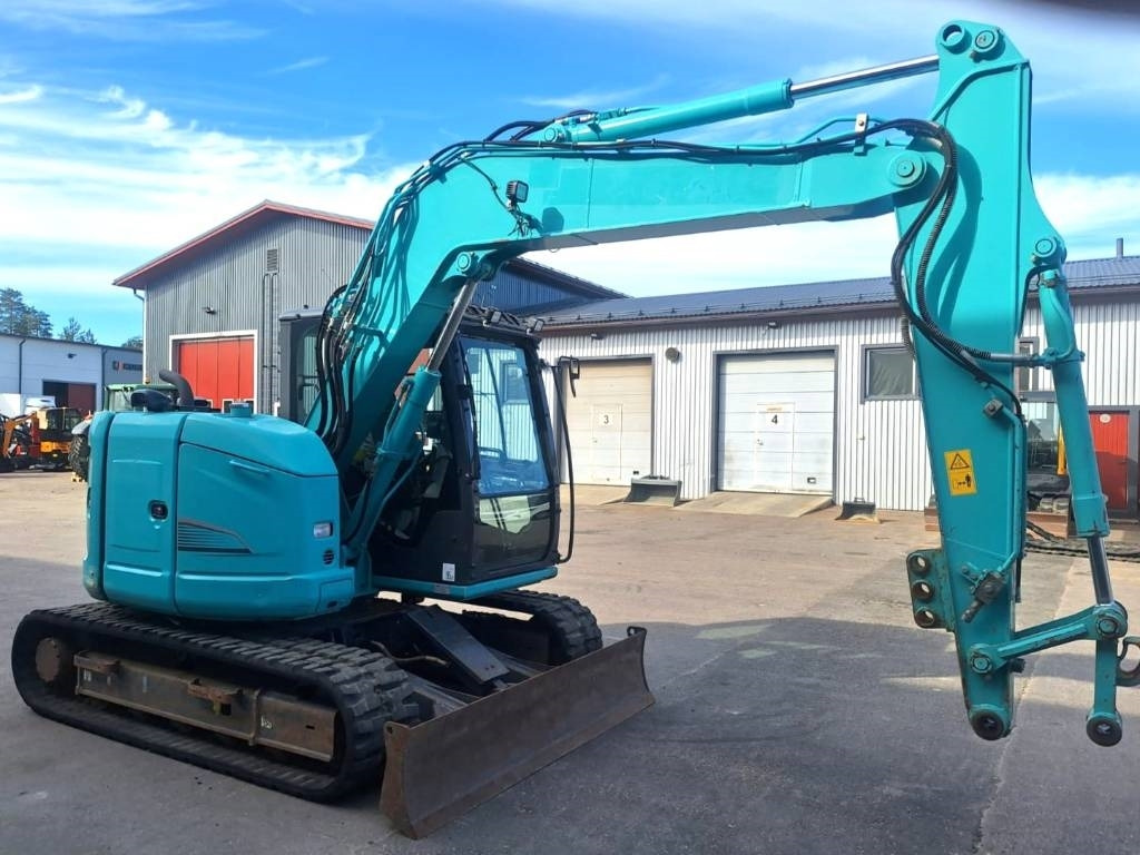 Kobelco SK75SR-3E -VÄHÄN AJETTU- - Mini bager: slika Kobelco SK75SR-3E -VÄHÄN AJETTU- - Mini bager Kobelco SK75SR-3E -VÄHÄN AJETTU- - Mini bager: slika Kobelco SK75SR-3E -VÄHÄN AJETTU- - Mini bager