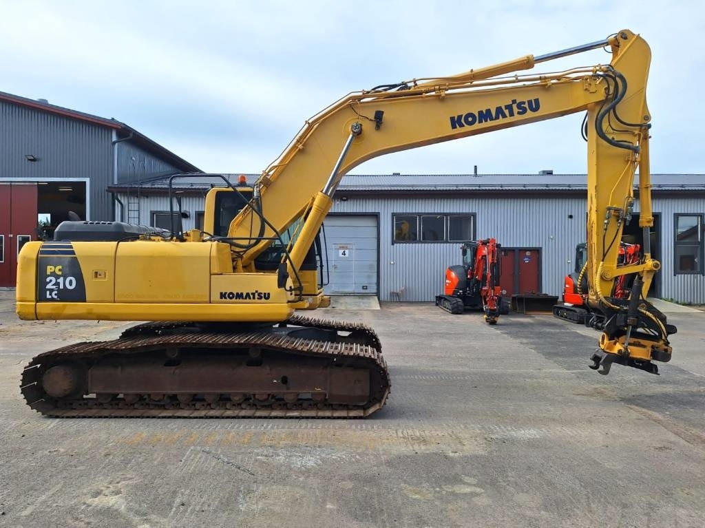 Komatsu MYYTY! SOLD! PC210LC-8 PYÖRITTÄJÄLLÄ - Bager gusjeničar: slika Komatsu MYYTY! SOLD! PC210LC-8 PYÖRITTÄJÄLLÄ - Bager gusjeničar Komatsu MYYTY! SOLD! PC210LC-8 PYÖRITTÄJÄLLÄ - Bager gusjeničar: slika Komatsu MYYTY! SOLD! PC210LC-8 PYÖRITTÄJÄLLÄ - Bager gusjeničar