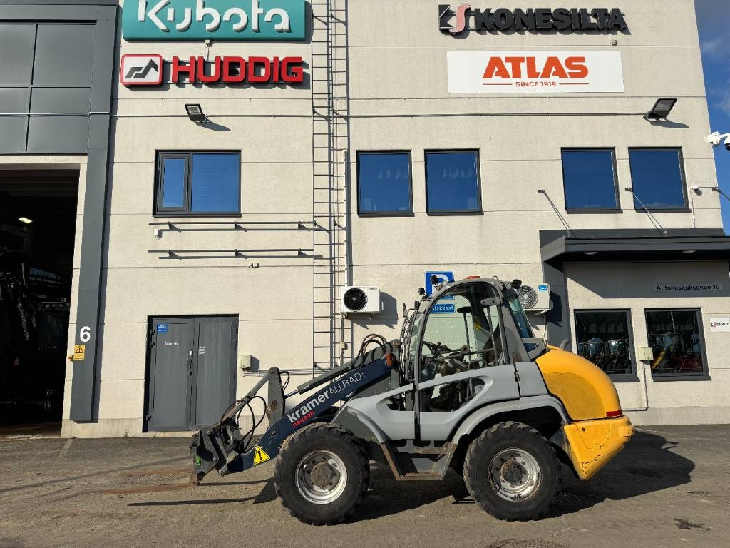 Kramer 380 - Utovarivač na kotačima: slika Kramer 380 - Utovarivač na kotačima Kramer 380 - Utovarivač na kotačima: slika Kramer 380 - Utovarivač na kotačima