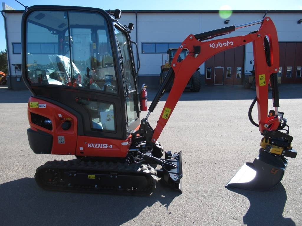 Kubota KX019-4 ENGCONILLA, UUSI - Mini bager: slika Kubota KX019-4 ENGCONILLA, UUSI - Mini bager Kubota KX019-4 ENGCONILLA, UUSI - Mini bager: slika Kubota KX019-4 ENGCONILLA, UUSI - Mini bager