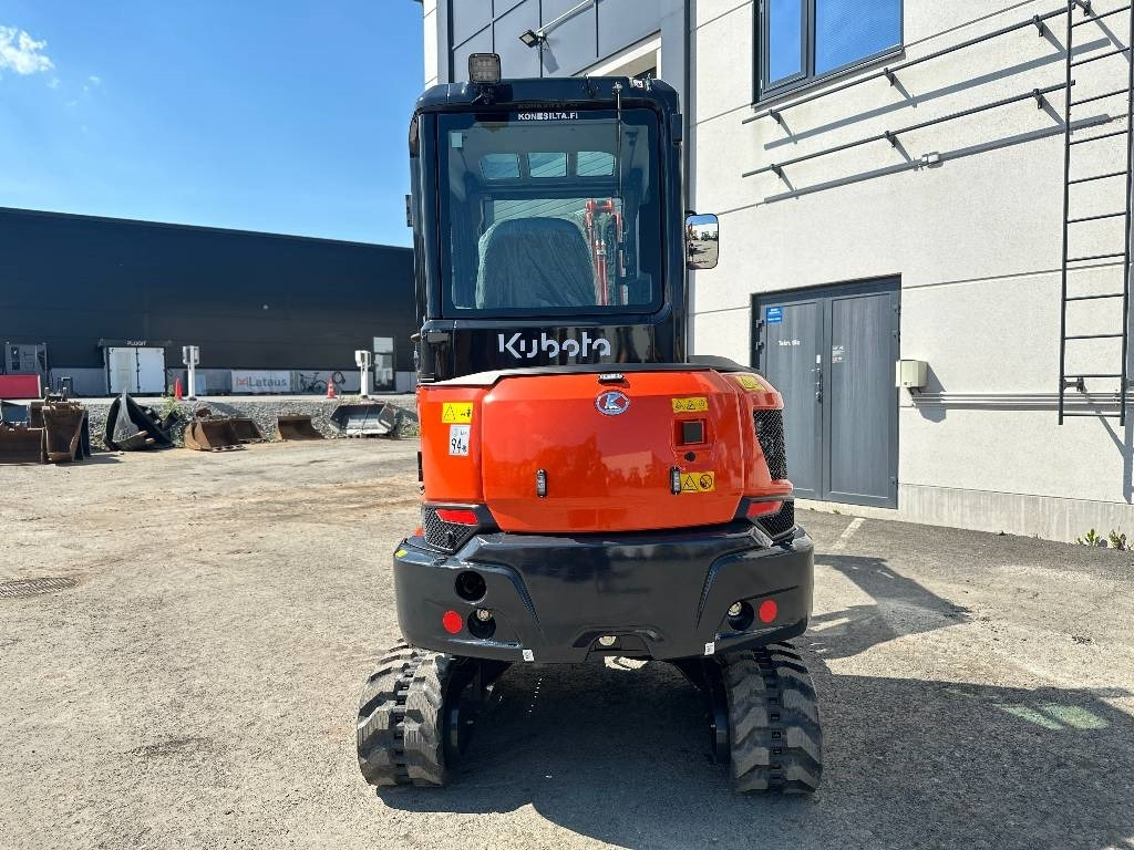 Kubota KX037-4 PYÖRITTÄJÄLLÄ - Mini bager: slika Kubota KX037-4 PYÖRITTÄJÄLLÄ - Mini bager Kubota KX037-4 PYÖRITTÄJÄLLÄ - Mini bager: slika Kubota KX037-4 PYÖRITTÄJÄLLÄ - Mini bager