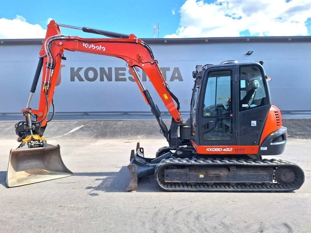 Kubota KX080-4a2 PYÖRITTÄJÄLLÄ - Mini bager: slika Kubota KX080-4a2 PYÖRITTÄJÄLLÄ - Mini bager Kubota KX080-4a2 PYÖRITTÄJÄLLÄ - Mini bager: slika Kubota KX080-4a2 PYÖRITTÄJÄLLÄ - Mini bager