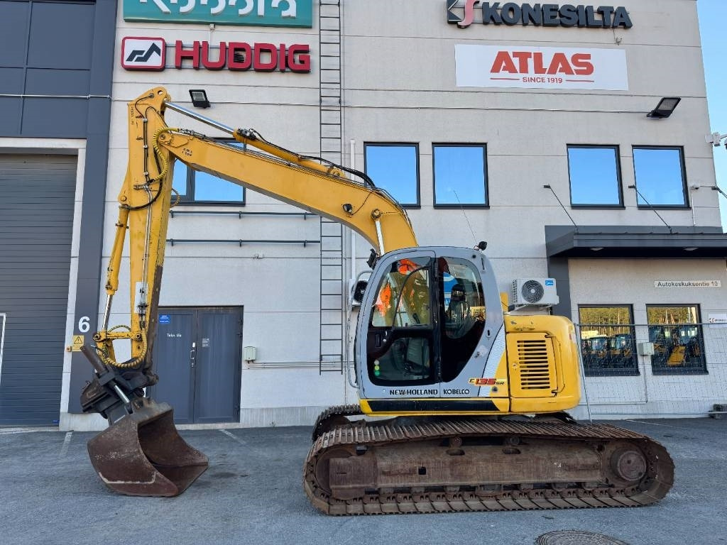 New Holland E 135 SR LC  - Bager gusjeničar: slika New Holland E 135 SR LC  - Bager gusjeničar New Holland E 135 SR LC  - Bager gusjeničar: slika New Holland E 135 SR LC  - Bager gusjeničar