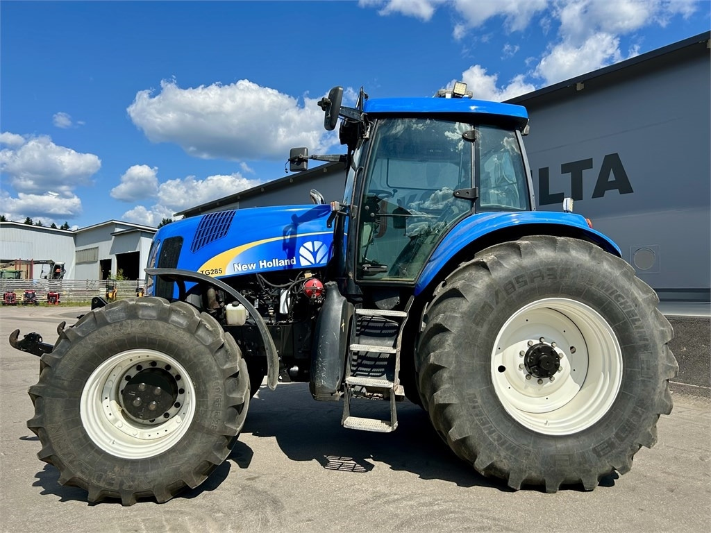 New Holland TG285  - Traktor: slika New Holland TG285  - Traktor New Holland TG285  - Traktor: slika New Holland TG285  - Traktor