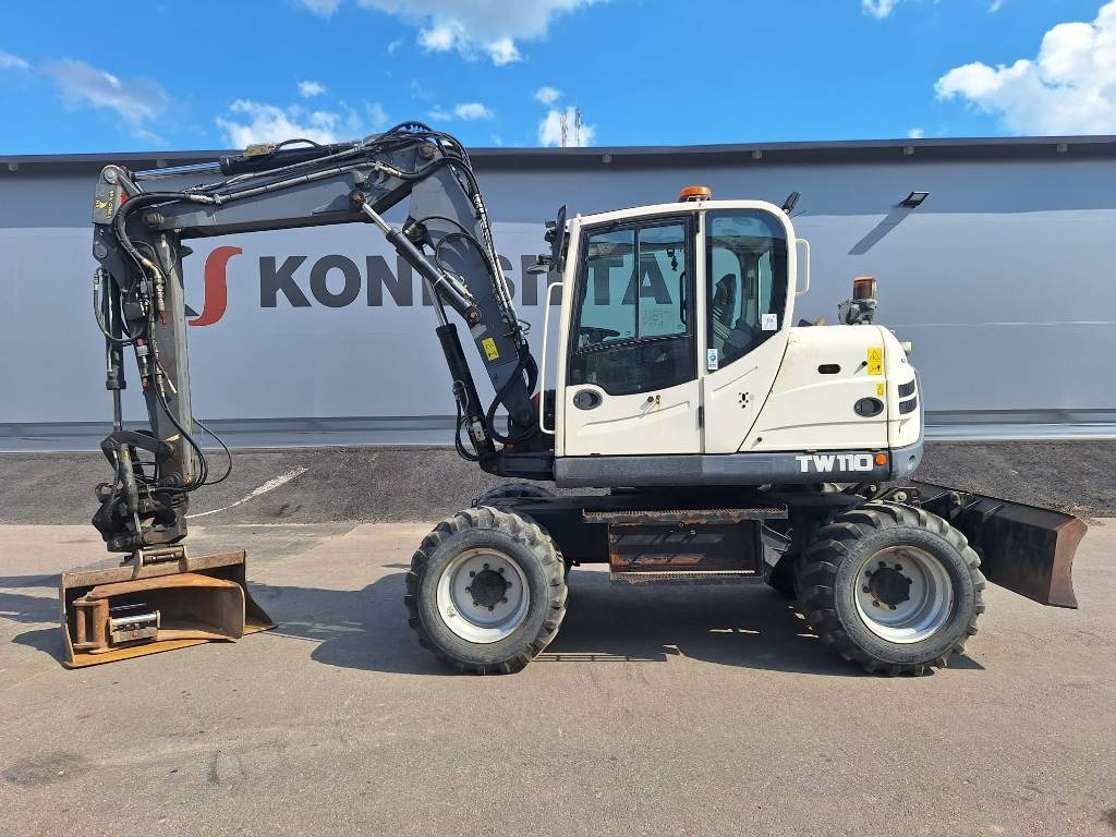 Terex TW110 PYÖRITTÄJÄ, YM. - Bager na kotačima: slika Terex TW110 PYÖRITTÄJÄ, YM. - Bager na kotačima Terex TW110 PYÖRITTÄJÄ, YM. - Bager na kotačima: slika Terex TW110 PYÖRITTÄJÄ, YM. - Bager na kotačima