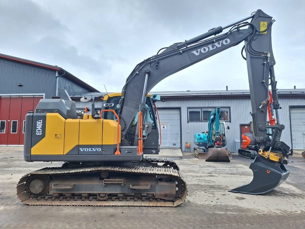 Volvo EC140EL PYÖRITTÄJÄLLÄ - Bager gusjeničar: slika Volvo EC140EL PYÖRITTÄJÄLLÄ - Bager gusjeničar Volvo EC140EL PYÖRITTÄJÄLLÄ - Bager gusjeničar: slika Volvo EC140EL PYÖRITTÄJÄLLÄ - Bager gusjeničar