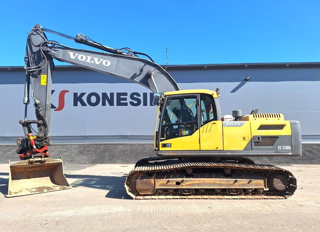 Volvo EC220DL PYÖRITTÄJÄLLÄ - Bager gusjeničar: slika Volvo EC220DL PYÖRITTÄJÄLLÄ - Bager gusjeničar Volvo EC220DL PYÖRITTÄJÄLLÄ - Bager gusjeničar: slika Volvo EC220DL PYÖRITTÄJÄLLÄ - Bager gusjeničar