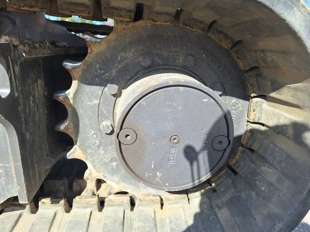 Mini bager Volvo ECR48C PYÖRITTÄJÄ PIHDEILLÄ: slika Mini bager Volvo ECR48C PYÖRITTÄJÄ PIHDEILLÄ