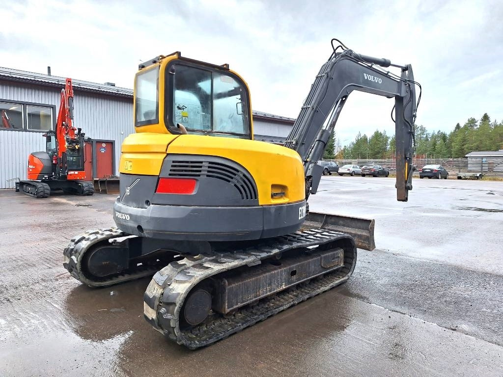 Volvo ECR88 - Mini bager: slika Volvo ECR88 - Mini bager Volvo ECR88 - Mini bager: slika Volvo ECR88 - Mini bager