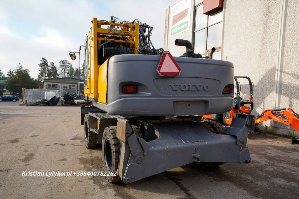 Volvo EW160B NOUSUHYTTI MATERIAALIKONE - Stroj za rukovanje otpadom: slika Volvo EW160B NOUSUHYTTI MATERIAALIKONE - Stroj za rukovanje otpadom Volvo EW160B NOUSUHYTTI MATERIAALIKONE - Stroj za rukovanje otpadom: slika Volvo EW160B NOUSUHYTTI MATERIAALIKONE - Stroj za rukovanje otpadom