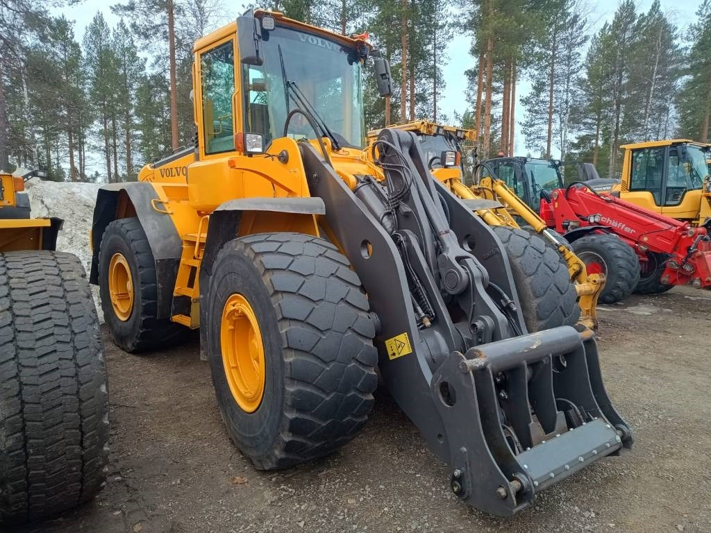 Volvo L120E RASVARILLA  - Utovarivač na kotačima: slika Volvo L120E RASVARILLA  - Utovarivač na kotačima Volvo L120E RASVARILLA  - Utovarivač na kotačima: slika Volvo L120E RASVARILLA  - Utovarivač na kotačima