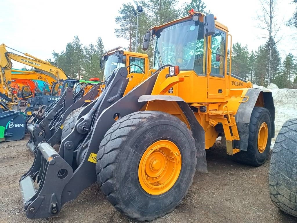 Volvo L120E RASVARILLA  - Utovarivač na kotačima: slika Volvo L120E RASVARILLA  - Utovarivač na kotačima Volvo L120E RASVARILLA  - Utovarivač na kotačima: slika Volvo L120E RASVARILLA  - Utovarivač na kotačima