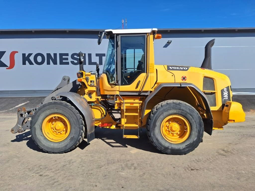 Volvo L60G VIPUOHJAUS - Utovarivač na kotačima: slika Volvo L60G VIPUOHJAUS - Utovarivač na kotačima Volvo L60G VIPUOHJAUS - Utovarivač na kotačima: slika Volvo L60G VIPUOHJAUS - Utovarivač na kotačima