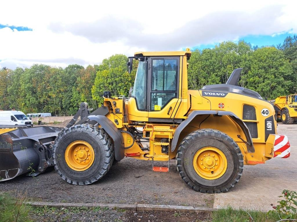Volvo L60H - Utovarivač na kotačima: slika Volvo L60H - Utovarivač na kotačima Volvo L60H - Utovarivač na kotačima: slika Volvo L60H - Utovarivač na kotačima