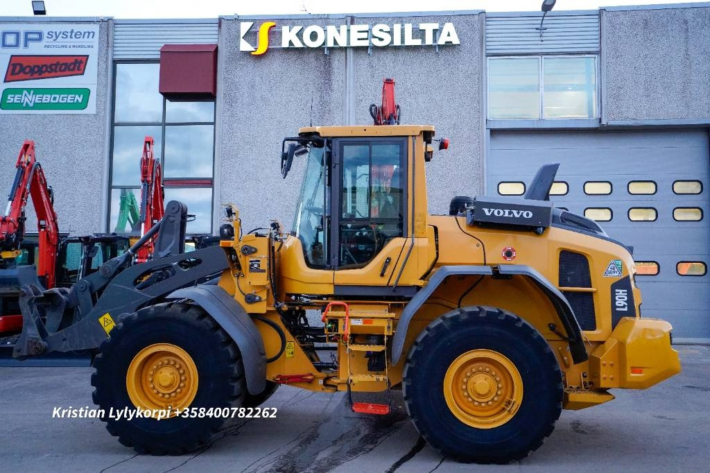Volvo L90H STAGE 5 - Utovarivač na kotačima: slika Volvo L90H STAGE 5 - Utovarivač na kotačima Volvo L90H STAGE 5 - Utovarivač na kotačima: slika Volvo L90H STAGE 5 - Utovarivač na kotačima