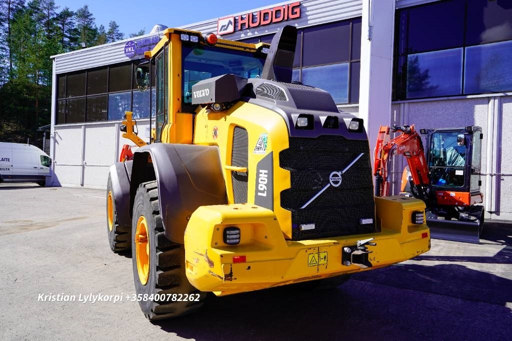 Volvo L90H STAGE V - Utovarivač na kotačima: slika Volvo L90H STAGE V - Utovarivač na kotačima Volvo L90H STAGE V - Utovarivač na kotačima: slika Volvo L90H STAGE V - Utovarivač na kotačima