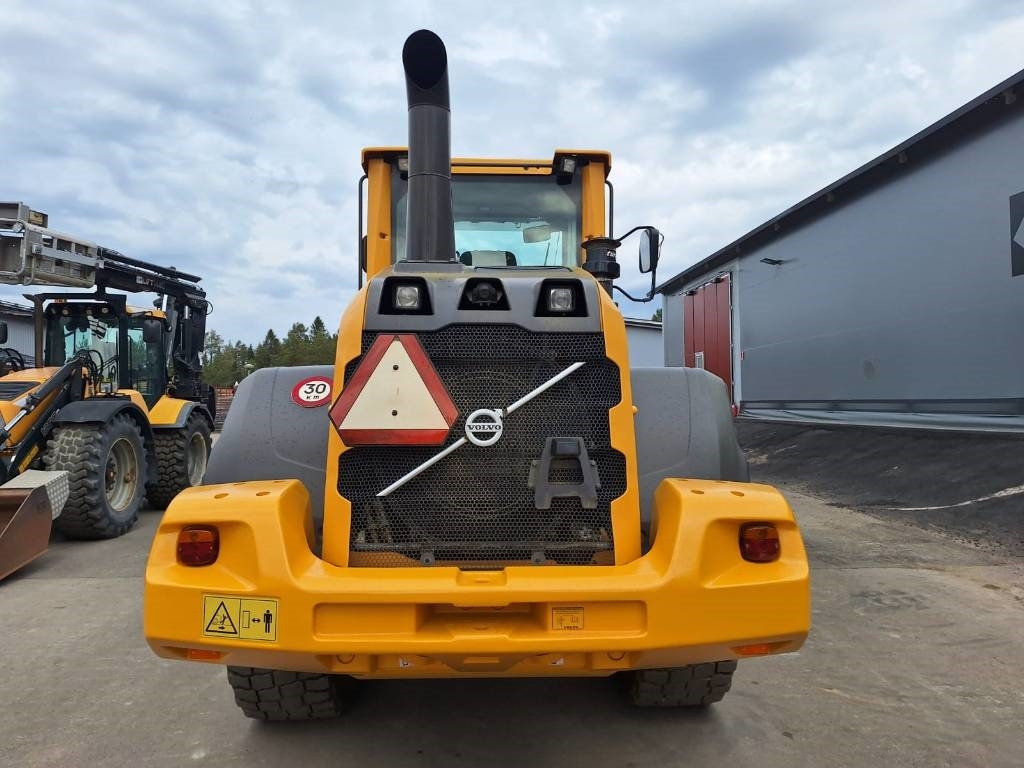 Volvo MYYTY! SOLD! L90G RASVARI, YM. - Utovarivač na kotačima: slika Volvo MYYTY! SOLD! L90G RASVARI, YM. - Utovarivač na kotačima Volvo MYYTY! SOLD! L90G RASVARI, YM. - Utovarivač na kotačima: slika Volvo MYYTY! SOLD! L90G RASVARI, YM. - Utovarivač na kotačima