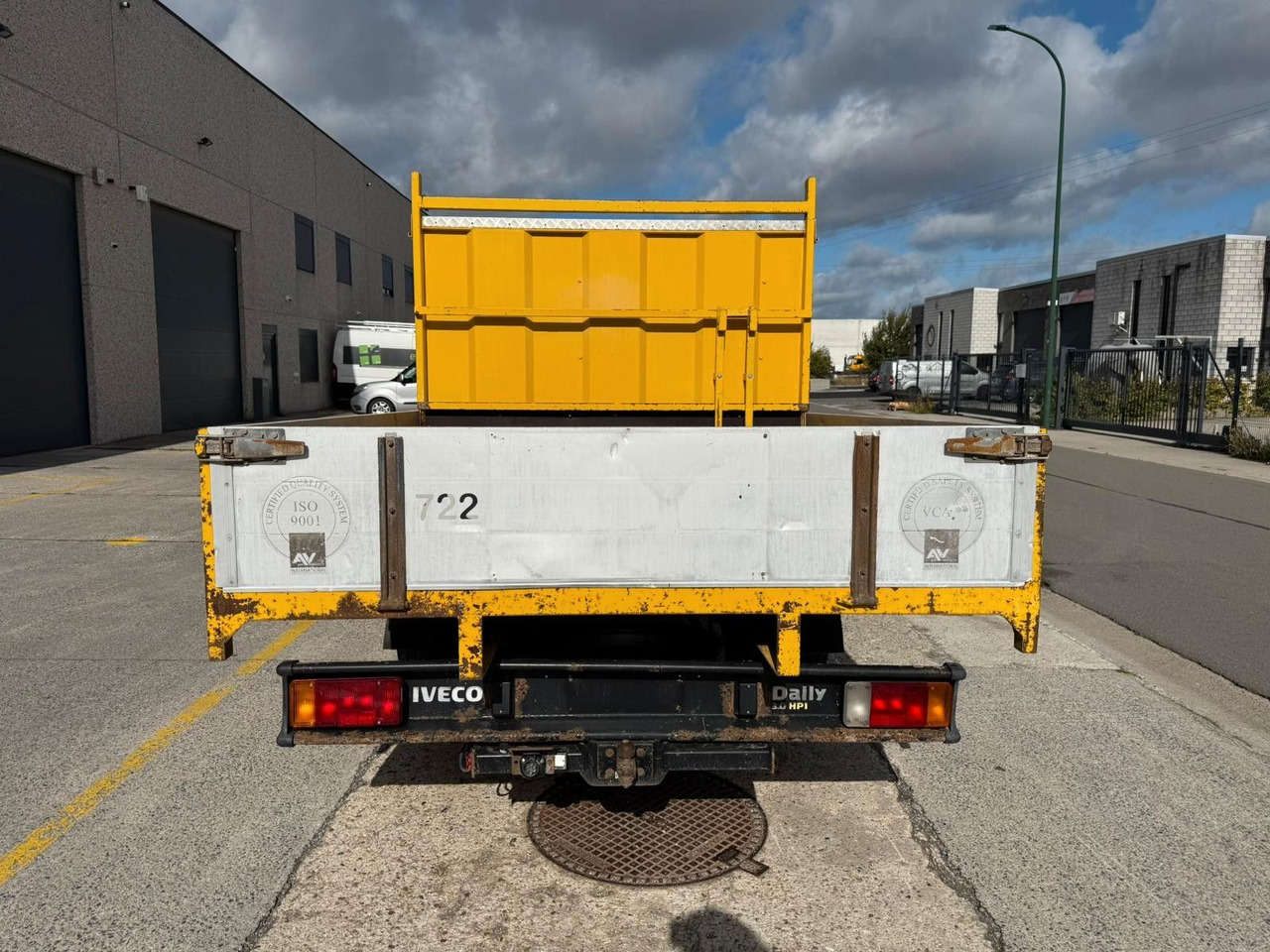 Iveco Daily 50C14. Doka 7pl. 3.0HPI. LKW 3.5t. - Dostavno vozilo s ravnom platformom, Dostavno vozilo s dvostrukom kabinom: slika Iveco Daily 50C14. Doka 7pl. 3.0HPI. LKW 3.5t. - Dostavno vozilo s ravnom platformom, Dostavno vozilo s dvostrukom kabinom Iveco Daily 50C14. Doka 7pl. 3.0HPI. LKW 3.5t. - Dostavno vozilo s ravnom platformom, Dostavno vozilo s dvostrukom kabinom: slika Iveco Daily 50C14. Doka 7pl. 3.0HPI. LKW 3.5t. - Dostavno vozilo s ravnom platformom, Dostavno vozilo s dvostrukom kabinom