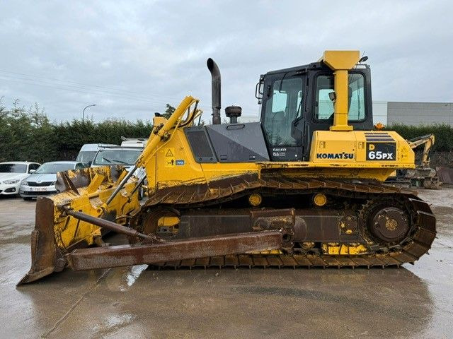 Komatsu D65PX-15. Fahrwerk 80%. Blatt 4.00m. ZSA. Klima. - Buldožer: slika Komatsu D65PX-15. Fahrwerk 80%. Blatt 4.00m. ZSA. Klima. - Buldožer Komatsu D65PX-15. Fahrwerk 80%. Blatt 4.00m. ZSA. Klima. - Buldožer: slika Komatsu D65PX-15. Fahrwerk 80%. Blatt 4.00m. ZSA. Klima. - Buldožer