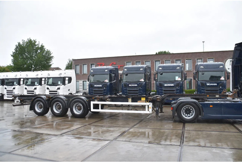 Krone SDC 27 - BPW AXLES - DRUM BRAKES - - Transporter kontejnera/ Poluprikolica s izmjenjivim sanducima: slika Krone SDC 27 - BPW AXLES - DRUM BRAKES - - Transporter kontejnera/ Poluprikolica s izmjenjivim sanducima Krone SDC 27 - BPW AXLES - DRUM BRAKES - - Transporter kontejnera/ Poluprikolica s izmjenjivim sanducima: slika Krone SDC 27 - BPW AXLES - DRUM BRAKES - - Transporter kontejnera/ Poluprikolica s izmjenjivim sanducima