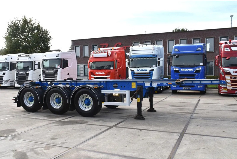 LAG O-3-CC - 20FT SWAP - ADR FL - ALCOA - BPW AXLES - DISC BRAKES - EMPTY WEIGHT 3080 KG!! - Transporter kontejnera/ Poluprikolica s izmjenjivim sanducima: slika LAG O-3-CC - 20FT SWAP - ADR FL - ALCOA - BPW AXLES - DISC BRAKES - EMPTY WEIGHT 3080 KG!! - Transporter kontejnera/ Poluprikolica s izmjenjivim sanducima LAG O-3-CC - 20FT SWAP - ADR FL - ALCOA - BPW AXLES - DISC BRAKES - EMPTY WEIGHT 3080 KG!! - Transporter kontejnera/ Poluprikolica s izmjenjivim sanducima: slika LAG O-3-CC - 20FT SWAP - ADR FL - ALCOA - BPW AXLES - DISC BRAKES - EMPTY WEIGHT 3080 KG!! - Transporter kontejnera/ Poluprikolica s izmjenjivim sanducima