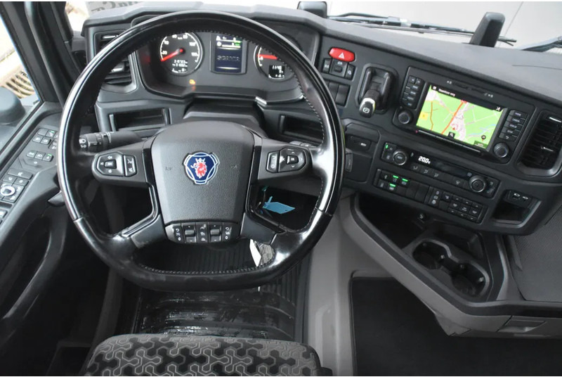 Tegljač Scania R460 NGS 4x2 - SUPER - RETARDER - 319 TKM - PARK. AIRCO - ACC - NAVI - 2 x FUEL TANKS - TOP CONDITION -: slika Tegljač Scania R460 NGS 4x2 - SUPER - RETARDER - 319 TKM - PARK. AIRCO - ACC - NAVI - 2 x FUEL TANKS - TOP CONDITION -