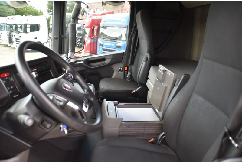 Scania S450 NGS 4x2NB - FULL AIR - 743 TKM - RETARDER - PARK. AIRCO - 2 x FUEL TANKS - TOP CONDITION - - Tegljač: slika Scania S450 NGS 4x2NB - FULL AIR - 743 TKM - RETARDER - PARK. AIRCO - 2 x FUEL TANKS - TOP CONDITION - - Tegljač Scania S450 NGS 4x2NB - FULL AIR - 743 TKM - RETARDER - PARK. AIRCO - 2 x FUEL TANKS - TOP CONDITION - - Tegljač: slika Scania S450 NGS 4x2NB - FULL AIR - 743 TKM - RETARDER - PARK. AIRCO - 2 x FUEL TANKS - TOP CONDITION - - Tegljač
