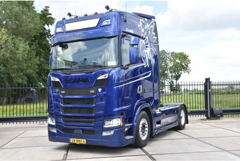Scania S500 NGS 4x2NB - RETARDER - FULL AIR - PARK. AIRCO - LEATHER SEATS - 2 x FUEL TANKS - ALCOA'S - LED LIGHTS - - Tegljač: slika Scania S500 NGS 4x2NB - RETARDER - FULL AIR - PARK. AIRCO - LEATHER SEATS - 2 x FUEL TANKS - ALCOA'S - LED LIGHTS - - Tegljač Scania S500 NGS 4x2NB - RETARDER - FULL AIR - PARK. AIRCO - LEATHER SEATS - 2 x FUEL TANKS - ALCOA'S - LED LIGHTS - - Tegljač: slika Scania S500 NGS 4x2NB - RETARDER - FULL AIR - PARK. AIRCO - LEATHER SEATS - 2 x FUEL TANKS - ALCOA'S - LED LIGHTS - - Tegljač