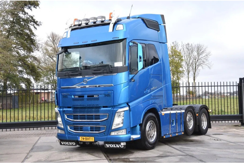 Volvo FH 540 Globe 6x2/4 - 633 TKM - HYDRAULICS - PTO - 2 BEDS - XENON - GOOD CONDITION - - Tegljač: slika Volvo FH 540 Globe 6x2/4 - 633 TKM - HYDRAULICS - PTO - 2 BEDS - XENON - GOOD CONDITION - - Tegljač Volvo FH 540 Globe 6x2/4 - 633 TKM - HYDRAULICS - PTO - 2 BEDS - XENON - GOOD CONDITION - - Tegljač: slika Volvo FH 540 Globe 6x2/4 - 633 TKM - HYDRAULICS - PTO - 2 BEDS - XENON - GOOD CONDITION - - Tegljač