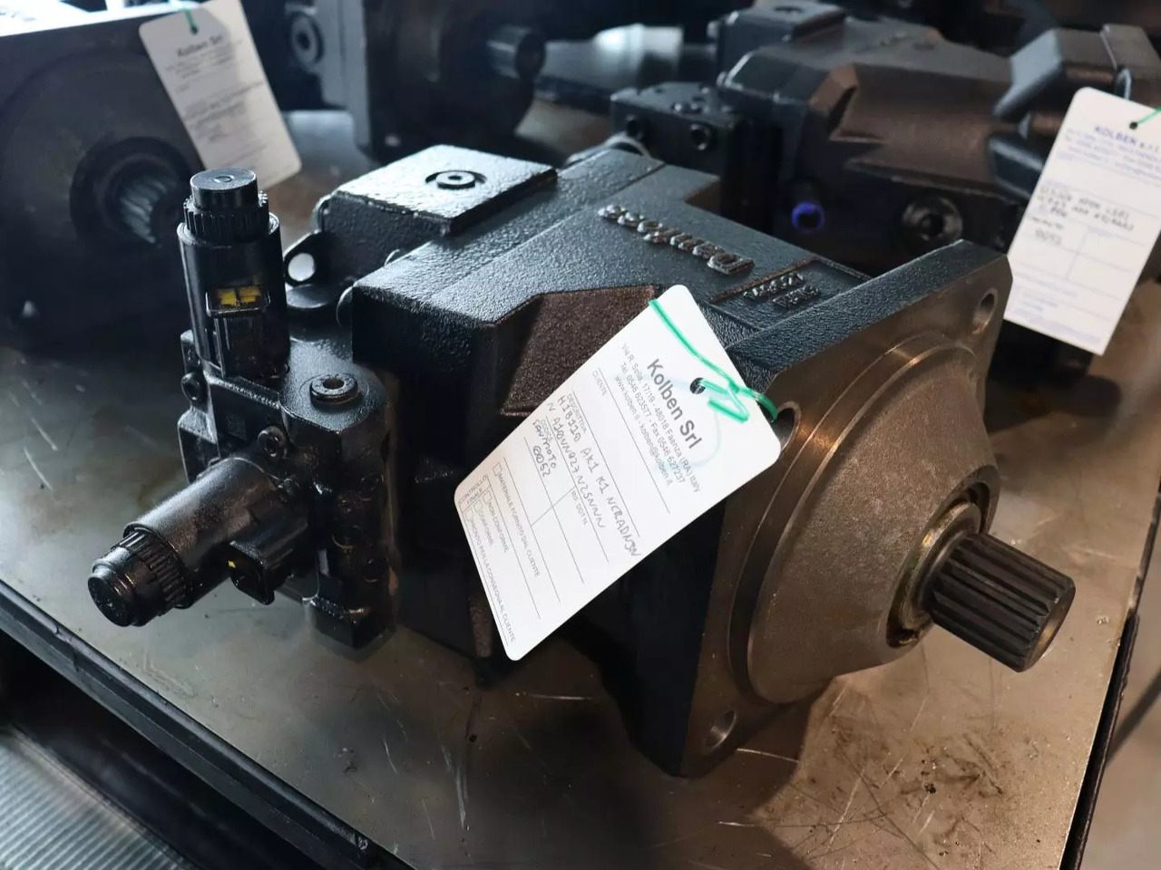 DANFOSS / SAUER H1B110-AK1-K1-NCRADNJNNA10NN027N25NNN - Hidraulični motor za Građevinski strojevi: slika DANFOSS / SAUER H1B110-AK1-K1-NCRADNJNNA10NN027N25NNN - Hidraulični motor za Građevinski strojevi DANFOSS / SAUER H1B110-AK1-K1-NCRADNJNNA10NN027N25NNN - Hidraulični motor za Građevinski strojevi: slika DANFOSS / SAUER H1B110-AK1-K1-NCRADNJNNA10NN027N25NNN - Hidraulični motor za Građevinski strojevi