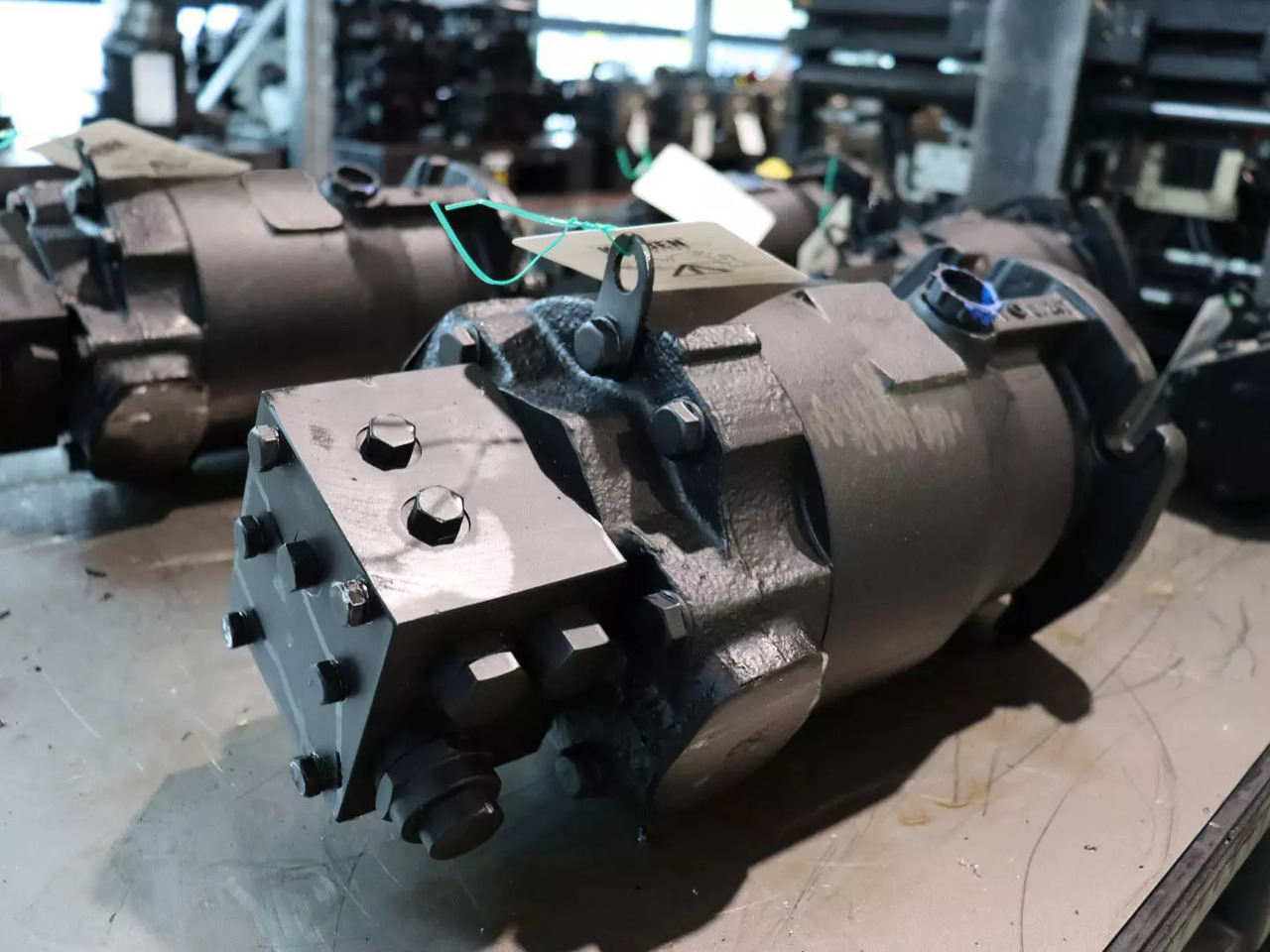 DANFOSS / SAUER SMF 23 - Hidraulični motor za Građevinski strojevi: slika DANFOSS / SAUER SMF 23 - Hidraulični motor za Građevinski strojevi DANFOSS / SAUER SMF 23 - Hidraulični motor za Građevinski strojevi: slika DANFOSS / SAUER SMF 23 - Hidraulični motor za Građevinski strojevi