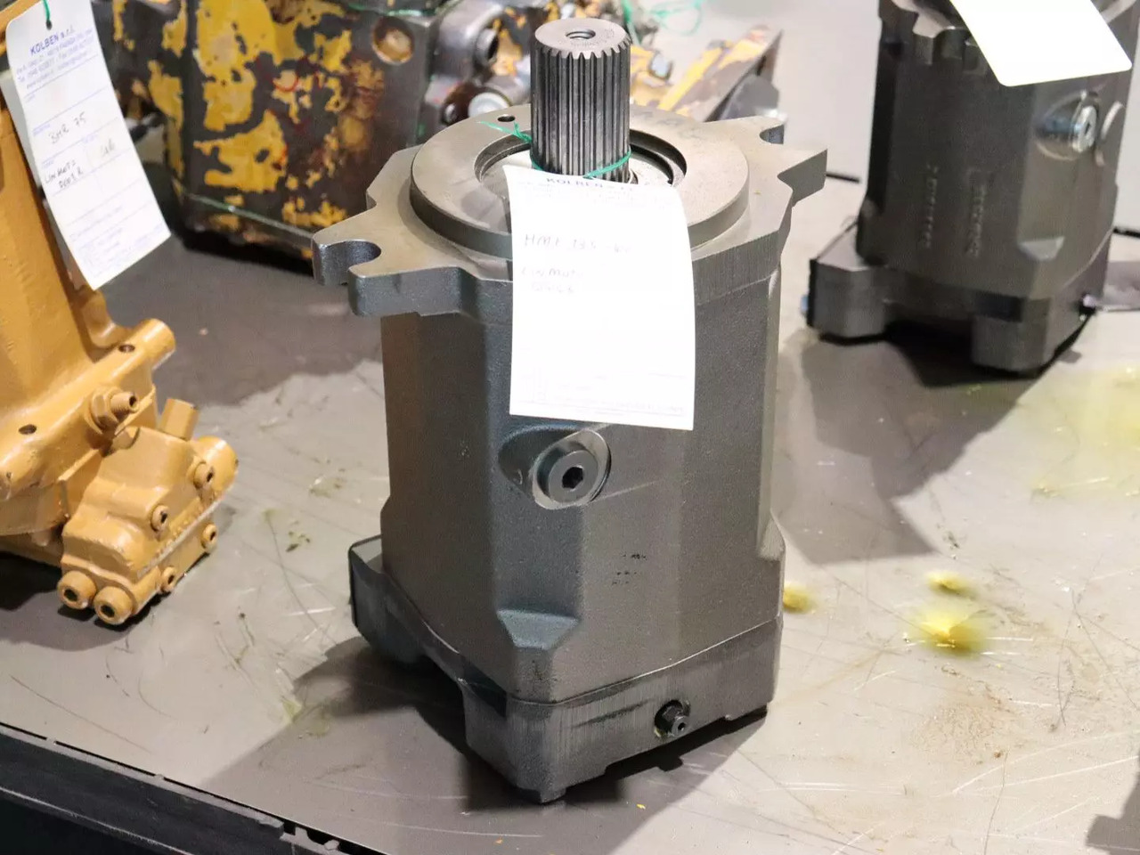 LINDE HMF 135-02 - Hidraulični motor za Građevinski strojevi: slika LINDE HMF 135-02 - Hidraulični motor za Građevinski strojevi LINDE HMF 135-02 - Hidraulični motor za Građevinski strojevi: slika LINDE HMF 135-02 - Hidraulični motor za Građevinski strojevi