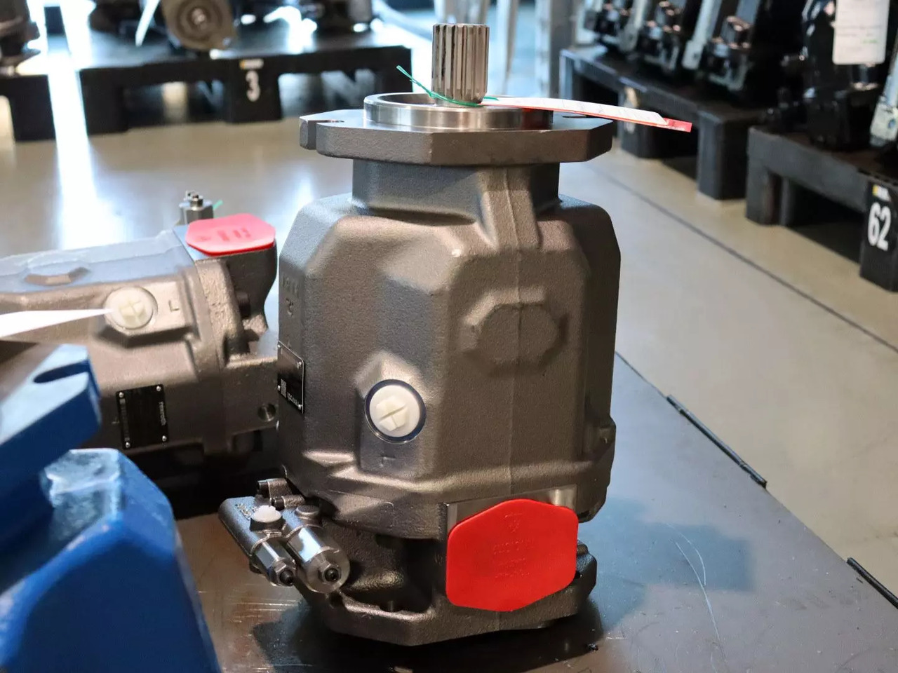 REXROTH A10VO100DFR/31R-VSC62K68 - Hidraulična pumpa za Građevinski strojevi: slika REXROTH A10VO100DFR/31R-VSC62K68 - Hidraulična pumpa za Građevinski strojevi REXROTH A10VO100DFR/31R-VSC62K68 - Hidraulična pumpa za Građevinski strojevi: slika REXROTH A10VO100DFR/31R-VSC62K68 - Hidraulična pumpa za Građevinski strojevi