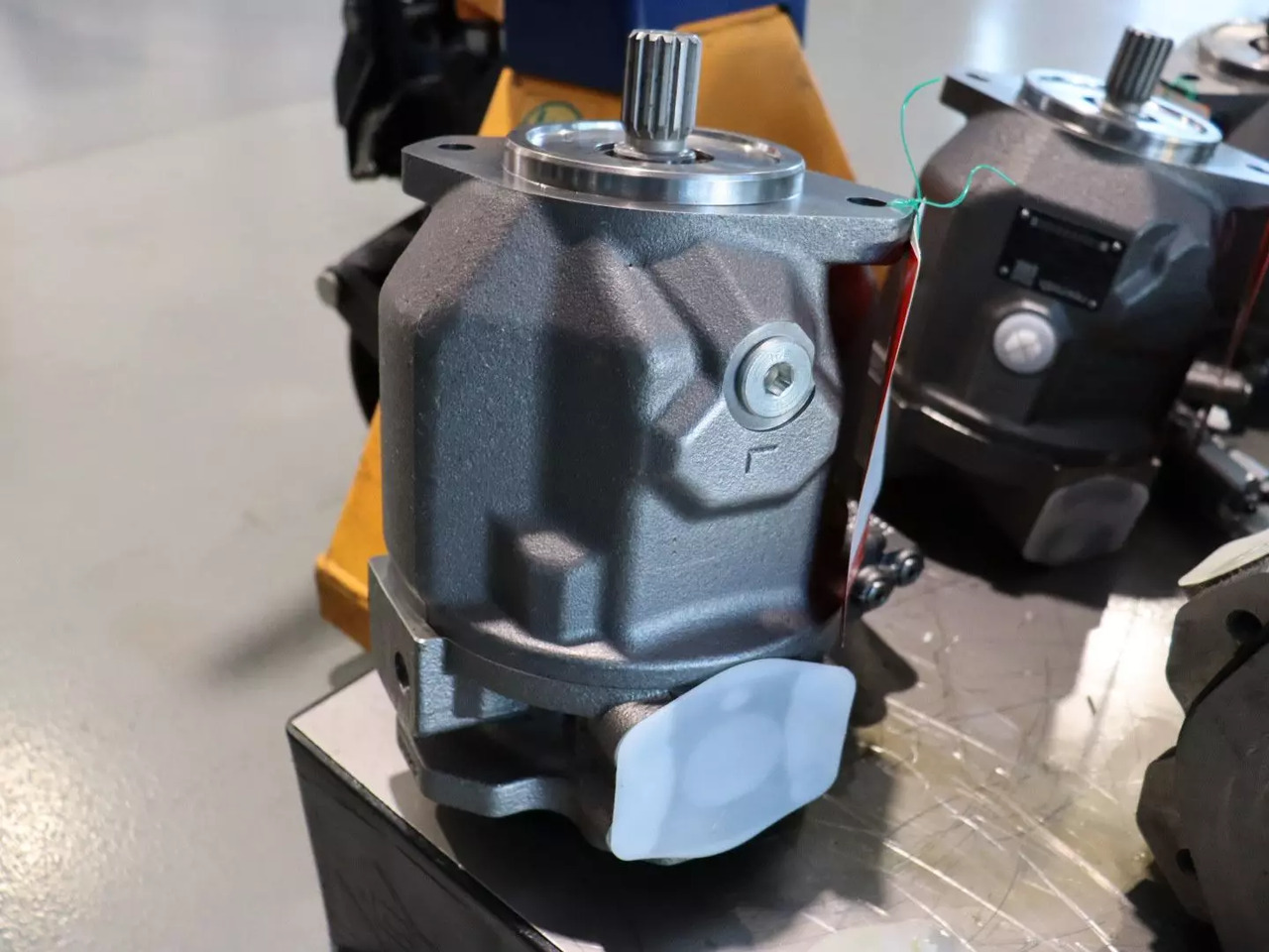 REXROTH A10VO45DFLR/31R-VSC62K01 - Rezervni dijelovi za Građevinski strojevi: slika REXROTH A10VO45DFLR/31R-VSC62K01 - Rezervni dijelovi za Građevinski strojevi REXROTH A10VO45DFLR/31R-VSC62K01 - Rezervni dijelovi za Građevinski strojevi: slika REXROTH A10VO45DFLR/31R-VSC62K01 - Rezervni dijelovi za Građevinski strojevi