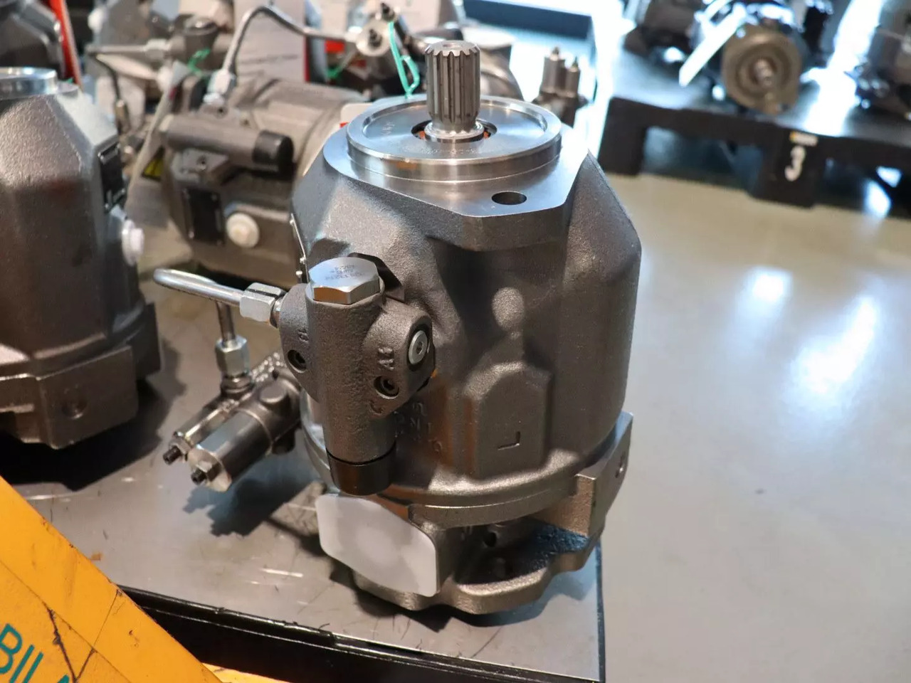 REXROTH A10VO45DFLR/31R-VSC62K01 - Rezervni dijelovi za Građevinski strojevi: slika REXROTH A10VO45DFLR/31R-VSC62K01 - Rezervni dijelovi za Građevinski strojevi REXROTH A10VO45DFLR/31R-VSC62K01 - Rezervni dijelovi za Građevinski strojevi: slika REXROTH A10VO45DFLR/31R-VSC62K01 - Rezervni dijelovi za Građevinski strojevi