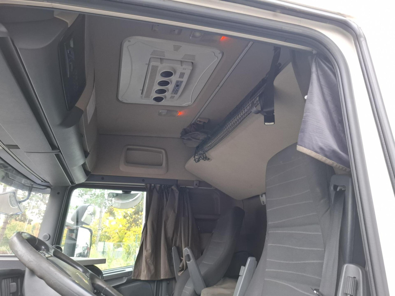 SCANIA SCANIA R410 LB 4x2 MNB - Kamion-šasija: slika SCANIA SCANIA R410 LB 4x2 MNB - Kamion-šasija SCANIA SCANIA R410 LB 4x2 MNB - Kamion-šasija: slika SCANIA SCANIA R410 LB 4x2 MNB - Kamion-šasija