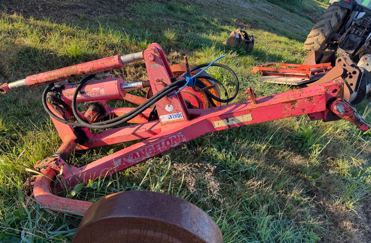 Carrello portattrezzi - Građevinska oprema, Prikolica: slika Carrello portattrezzi - Građevinska oprema, Prikolica Carrello portattrezzi - Građevinska oprema, Prikolica: slika Carrello portattrezzi - Građevinska oprema, Prikolica