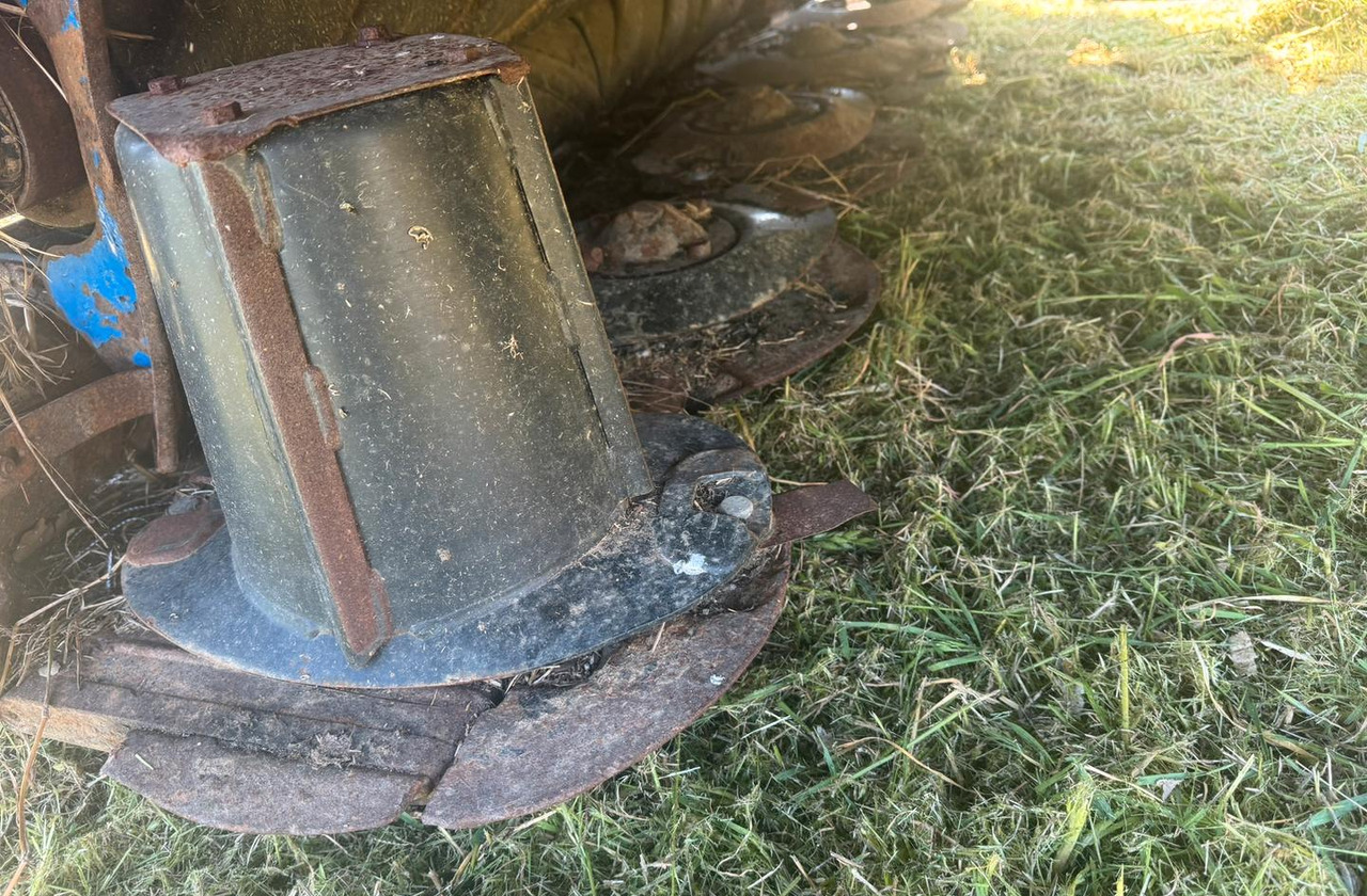 Falciacondizinatrice - Kosilica: slika Falciacondizinatrice - Kosilica Falciacondizinatrice - Kosilica: slika Falciacondizinatrice - Kosilica