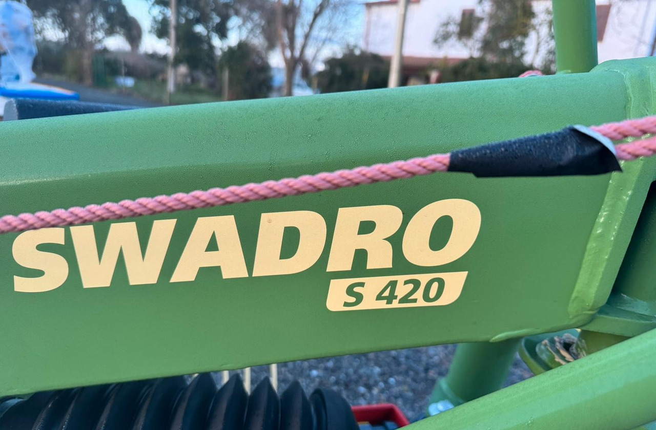 Ranghinatore - Prevrtač sijena/ Grabulje: slika Ranghinatore - Prevrtač sijena/ Grabulje Ranghinatore - Prevrtač sijena/ Grabulje: slika Ranghinatore - Prevrtač sijena/ Grabulje