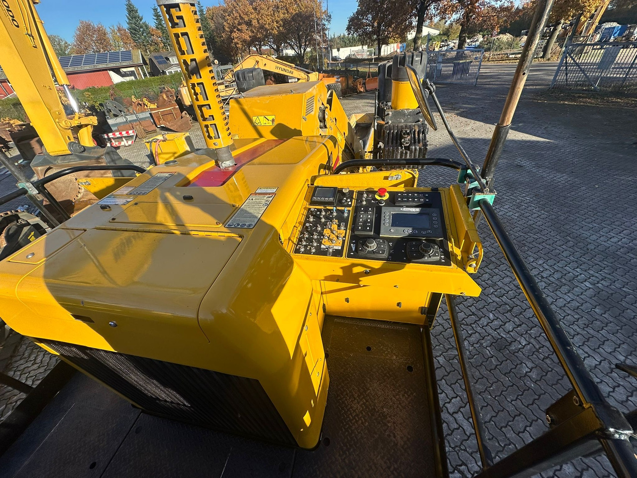 GOMACO 3300 - Betonski finišer: slika GOMACO 3300 - Betonski finišer GOMACO 3300 - Betonski finišer: slika GOMACO 3300 - Betonski finišer