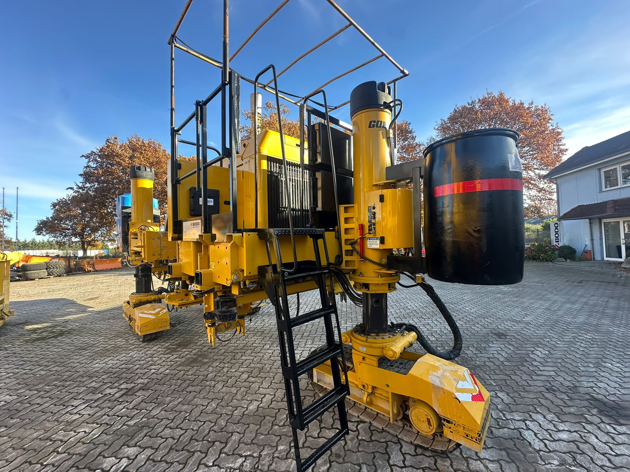 GOMACO 3300 - Betonski finišer: slika GOMACO 3300 - Betonski finišer GOMACO 3300 - Betonski finišer: slika GOMACO 3300 - Betonski finišer