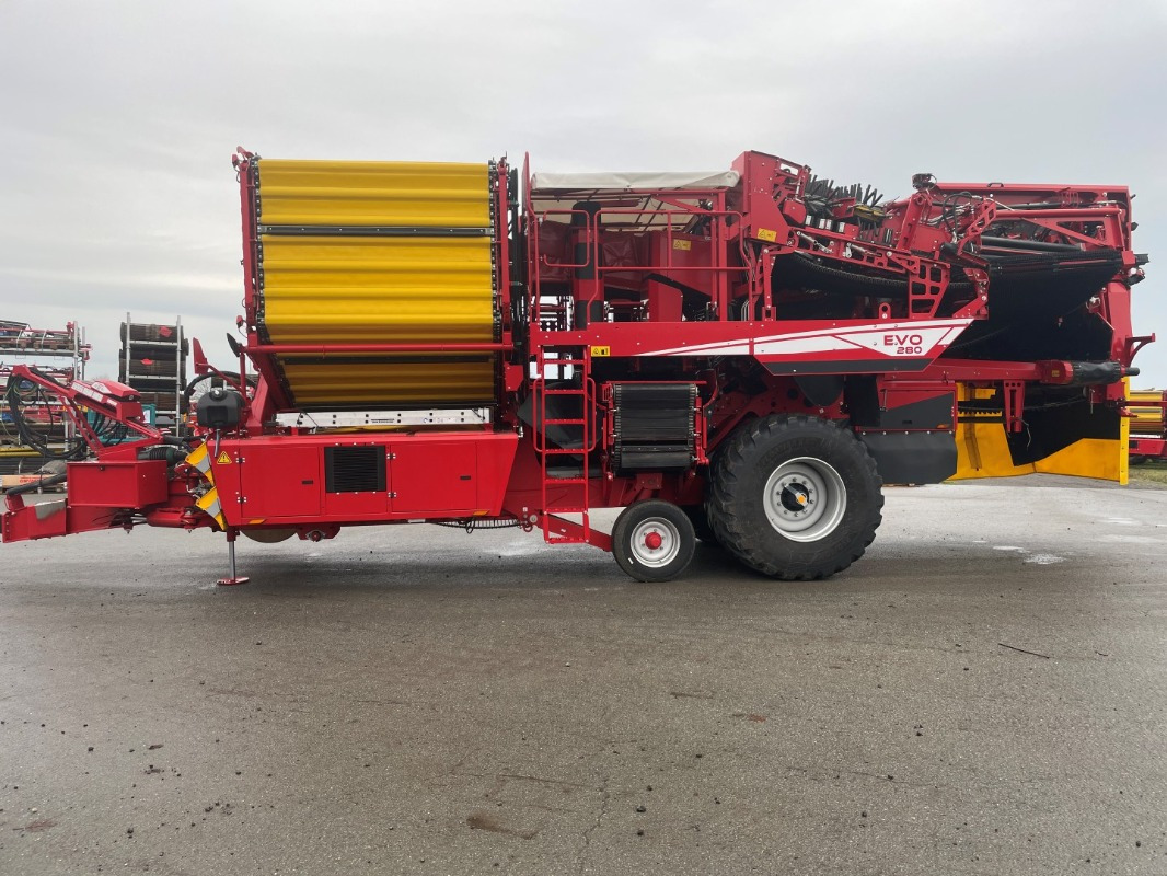 Grimme EVO 280 GEN II MC - Kombajn: slika Grimme EVO 280 GEN II MC - Kombajn Grimme EVO 280 GEN II MC - Kombajn: slika Grimme EVO 280 GEN II MC - Kombajn