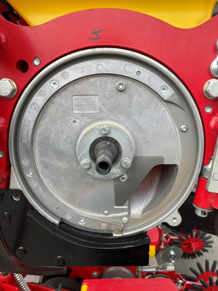 Grimme MATRIX 1800 - Sijačica: slika Grimme MATRIX 1800 - Sijačica Grimme MATRIX 1800 - Sijačica: slika Grimme MATRIX 1800 - Sijačica