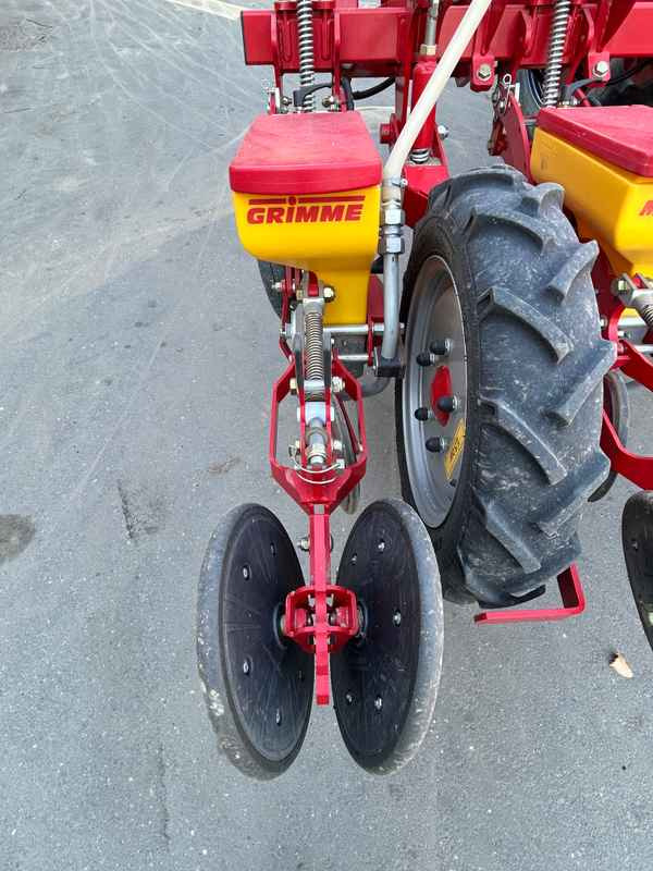 Grimme MATRIX - Sijačica: slika Grimme MATRIX - Sijačica Grimme MATRIX - Sijačica: slika Grimme MATRIX - Sijačica