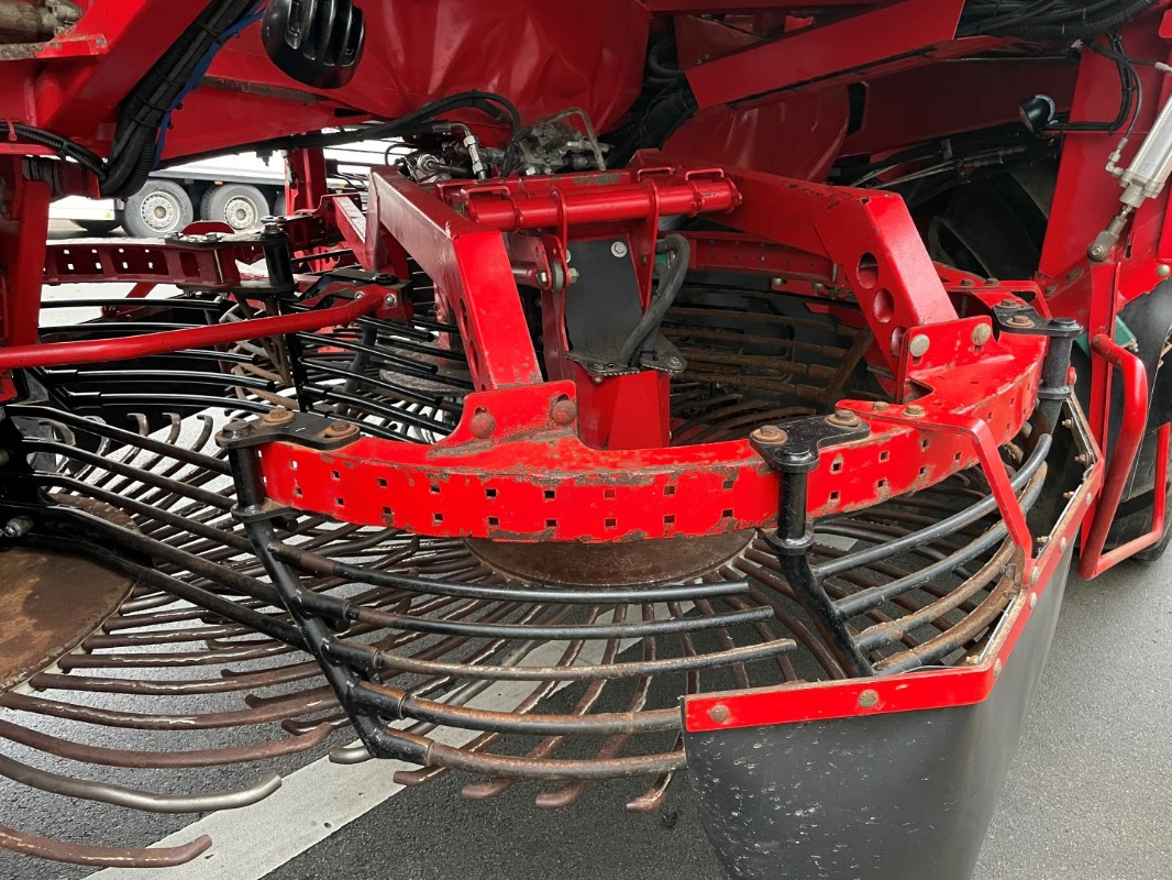 Kombajn Grimme REXOR 620 Radschar FM: slika Kombajn Grimme REXOR 620 Radschar FM